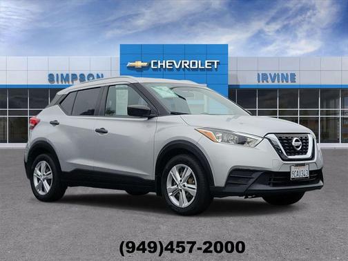 Brilliant Silver Metallic 2019 Nissan Kicks S