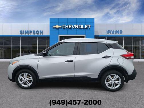 Brilliant Silver Metallic 2019 Nissan Kicks S