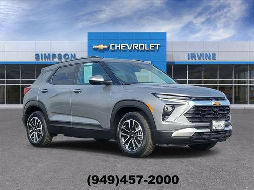 Sterling Gray Metallic 2026 Chevrolet Trailblazer LT