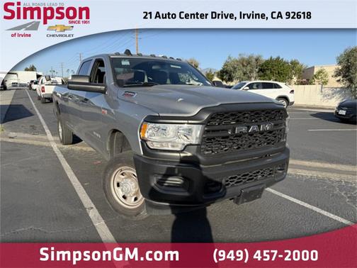 2022 RAM 2500 Tradesman Crew Cab 4x4 8' Box
