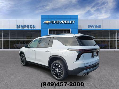 2025 Chevrolet Traverse LT