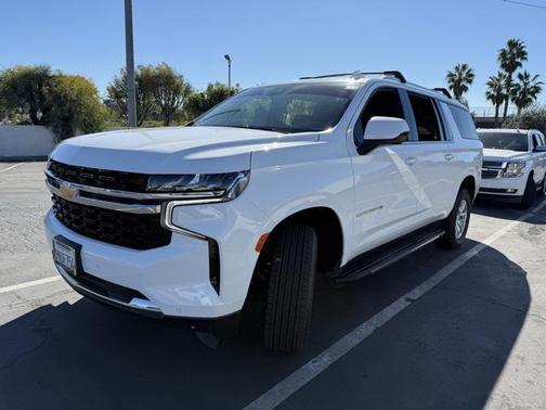 2024 Chevrolet Suburban LS