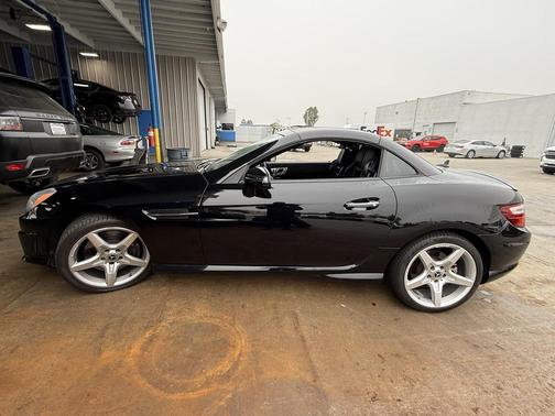 2016 Mercedes-Benz SLK-Class SLK300 Roadster