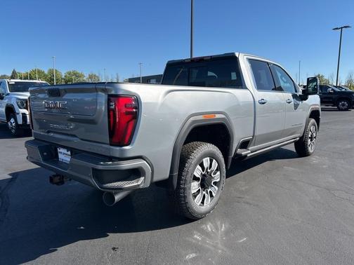 2025 GMC Sierra 2500 Denali