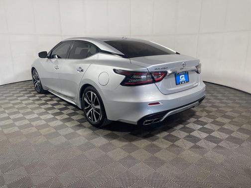 2021 Nissan Maxima SV