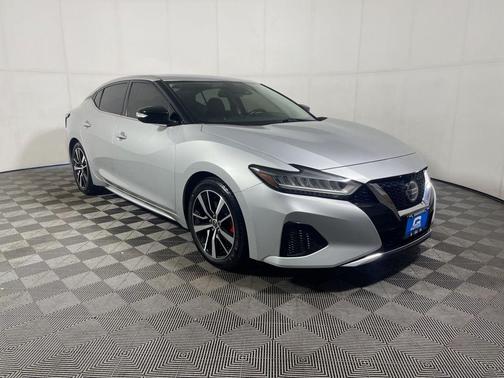 2021 Nissan Maxima SV