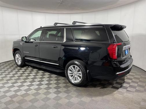 2024 GMC Yukon XL SLT