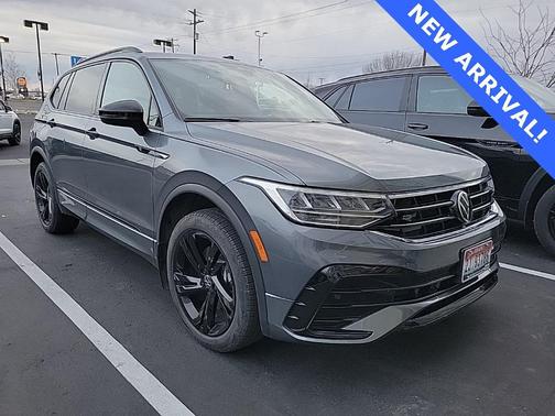 2023 Volkswagen Tiguan 2.0T SE R-Line Black