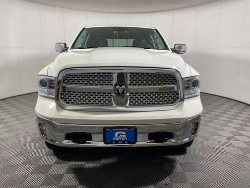Pearl White 2017 RAM 1500 Laramie