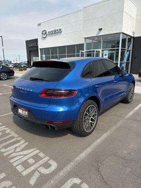 2016 Porsche Macan S