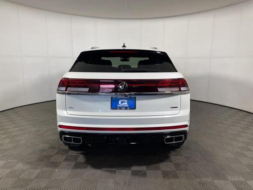 2024 Volkswagen Atlas Cross Sport 2.0T SEL Premium R-Line