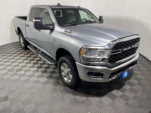 Billet Silver Metallic Clearcoat 2024 RAM 2500 Big Horn