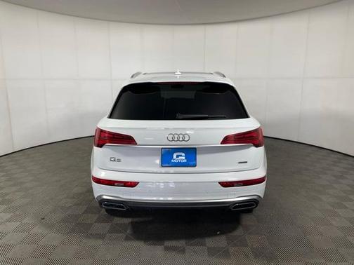 2023 Audi Q5 45 S line quattro Premium