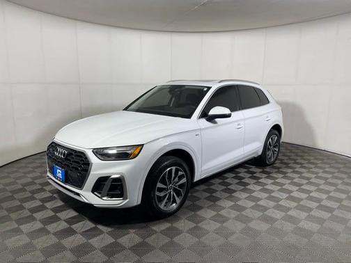 2023 Audi Q5 45 S line quattro Premium