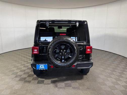 2021 Jeep Wrangler Unlimited Sahara Altitude