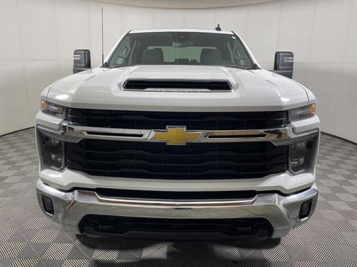 2025 Chevrolet Silverado 3500 LT