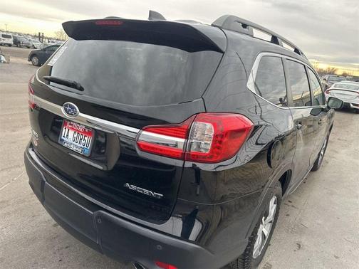 2022 Subaru Ascent Premium 8-Passenger