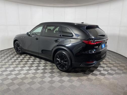 2025 Mazda CX-90 Premium