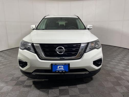 2019 Nissan Pathfinder S