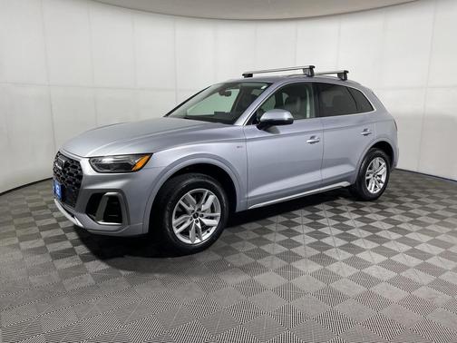 2023 Audi Q5 45 S line quattro Premium