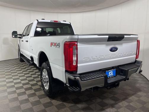 2024 Ford F-350 XLT