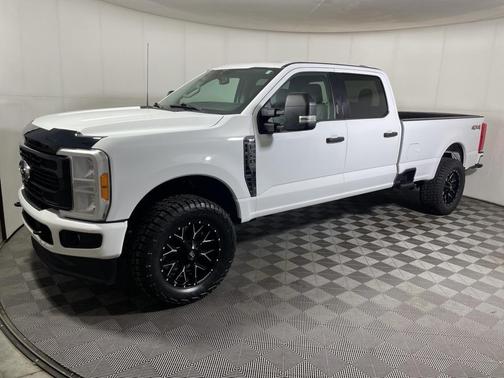2023 Ford F-350 XLT