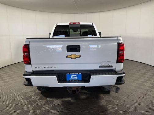 2015 Chevrolet Silverado 2500 High Country