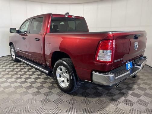 Delmonico Red Pearlcoat 2023 RAM 1500 Big Horn