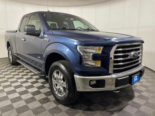 Blue 2016 Ford F-150 XLT