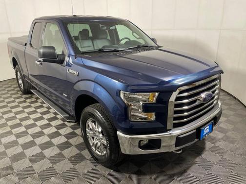 Blue 2016 Ford F-150 XLT