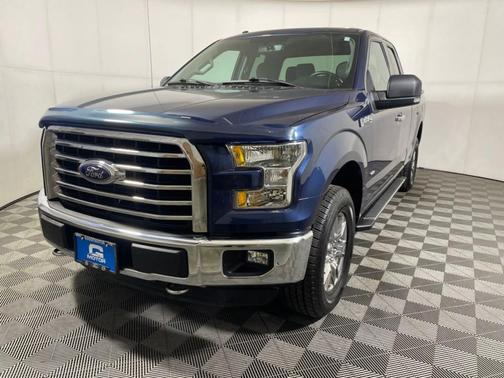 Blue 2016 Ford F-150 XLT