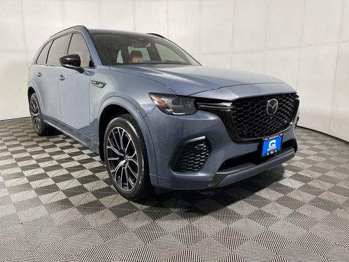 Polymetal Gray Metallic 2025 Mazda CX-70 CX-70
