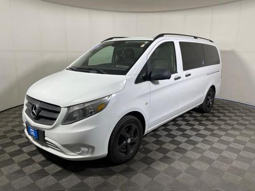 2016 Mercedes-Benz Metris Base