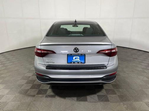 Pyrite Silver Metallic 2024 Volkswagen Jetta 1.5T Sport
