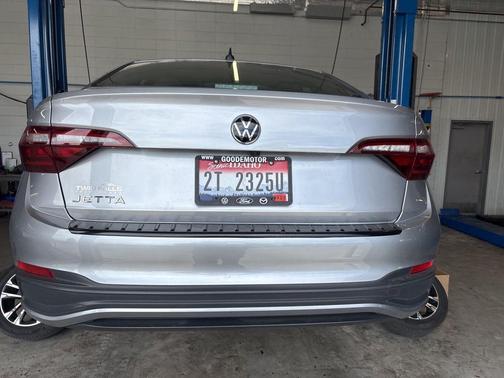 Pyrite Silver Metallic 2024 Volkswagen Jetta 1.5T Sport