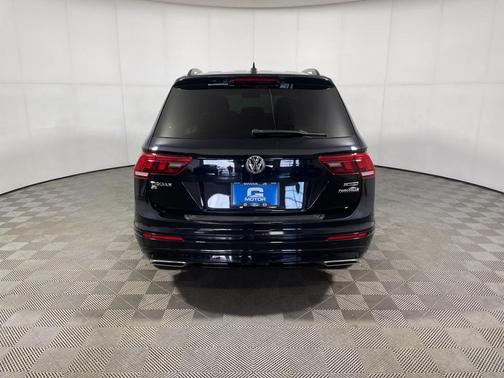 2021 Volkswagen Tiguan 2.0T SE R-Line Black