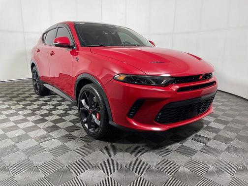 HOT TAMALE 2024 Dodge Hornet R/T Plus