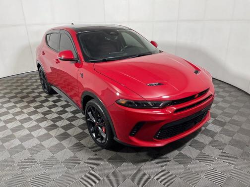 HOT TAMALE 2024 Dodge Hornet R/T Plus
