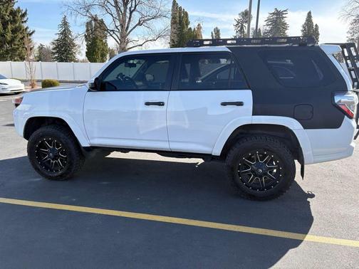White 2016 Toyota 4Runner Sport