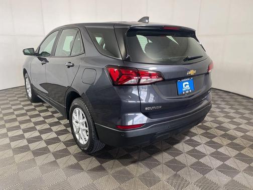 Gray 2022 Chevrolet Equinox LS