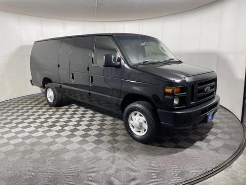 2008 Ford E350 Super Duty 