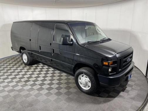 2008 Ford E350 Super Duty 