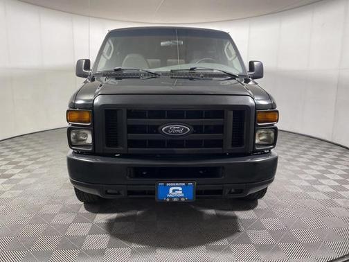 2008 Ford E350 Super Duty 