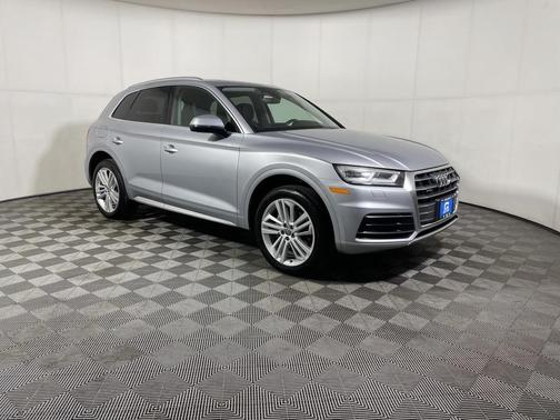 2018 Audi Q5 2.0T Premium Plus
