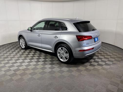 2018 Audi Q5 2.0T Premium Plus