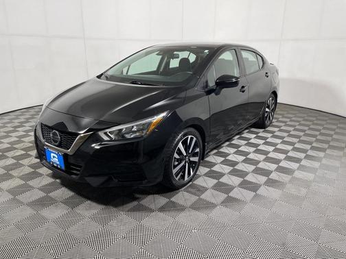 2022 Nissan Versa 1.6 SR