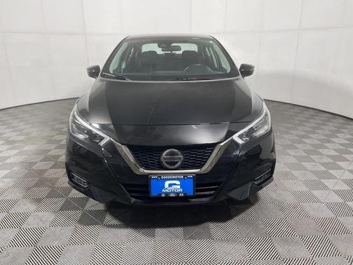 2022 Nissan Versa 1.6 SR