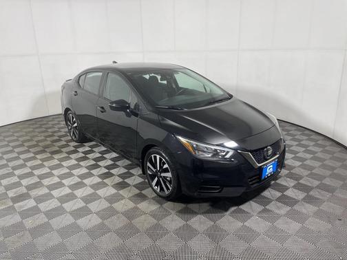 2022 Nissan Versa 1.6 SR