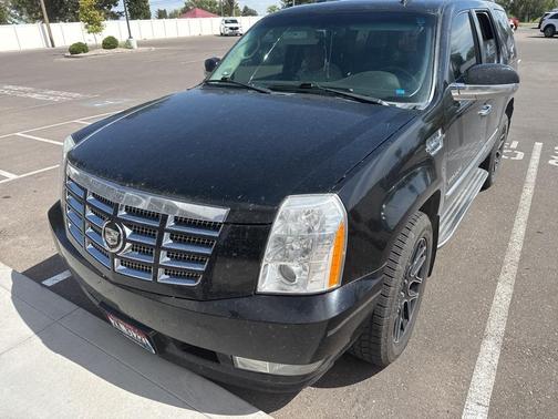 2011 Cadillac Escalade Luxury
