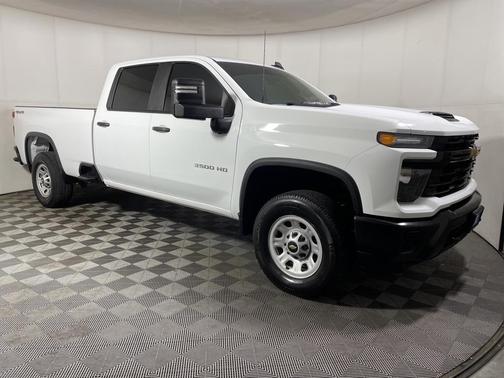2025 Chevrolet Silverado 3500 WT